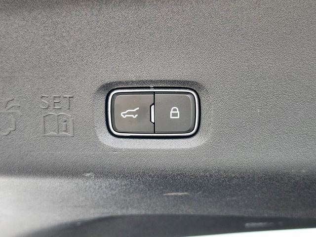 Certified 2025 Ford Expedition Max Platinum image 39