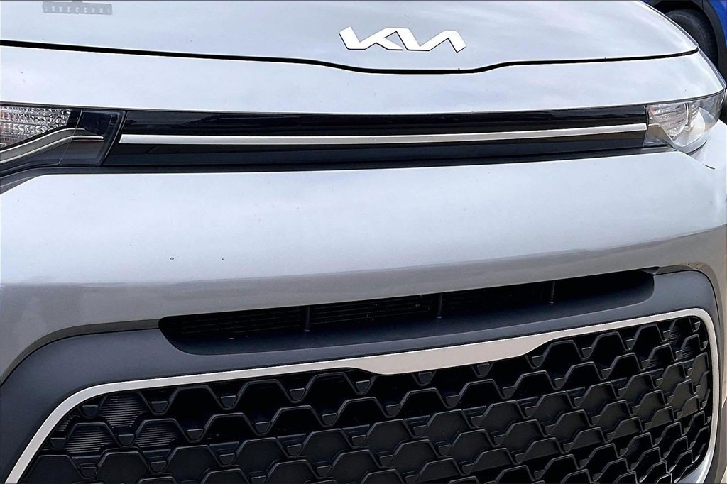 Certified 2022 Kia Soul LX w/ Technology Package image 29