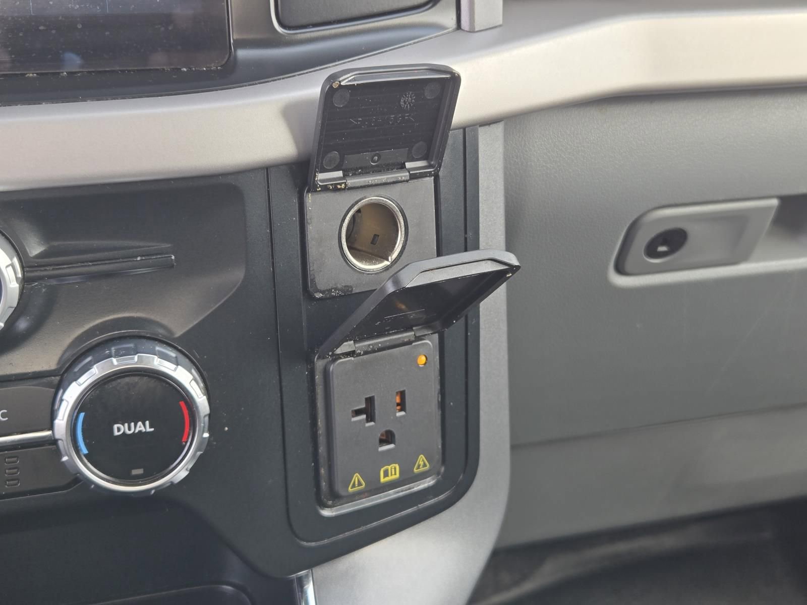 Used 2023 Ford F150 Lightning XLT image 14