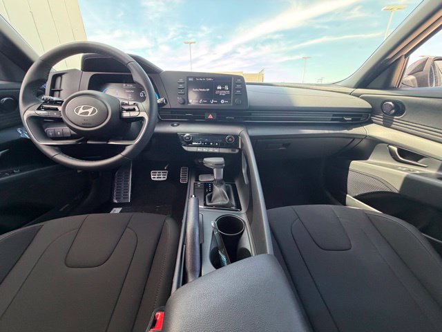 New 2026 Hyundai Elantra Sport FWD image 15