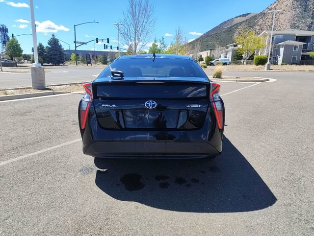 Used 2016 Toyota Prius Two FWD image 4