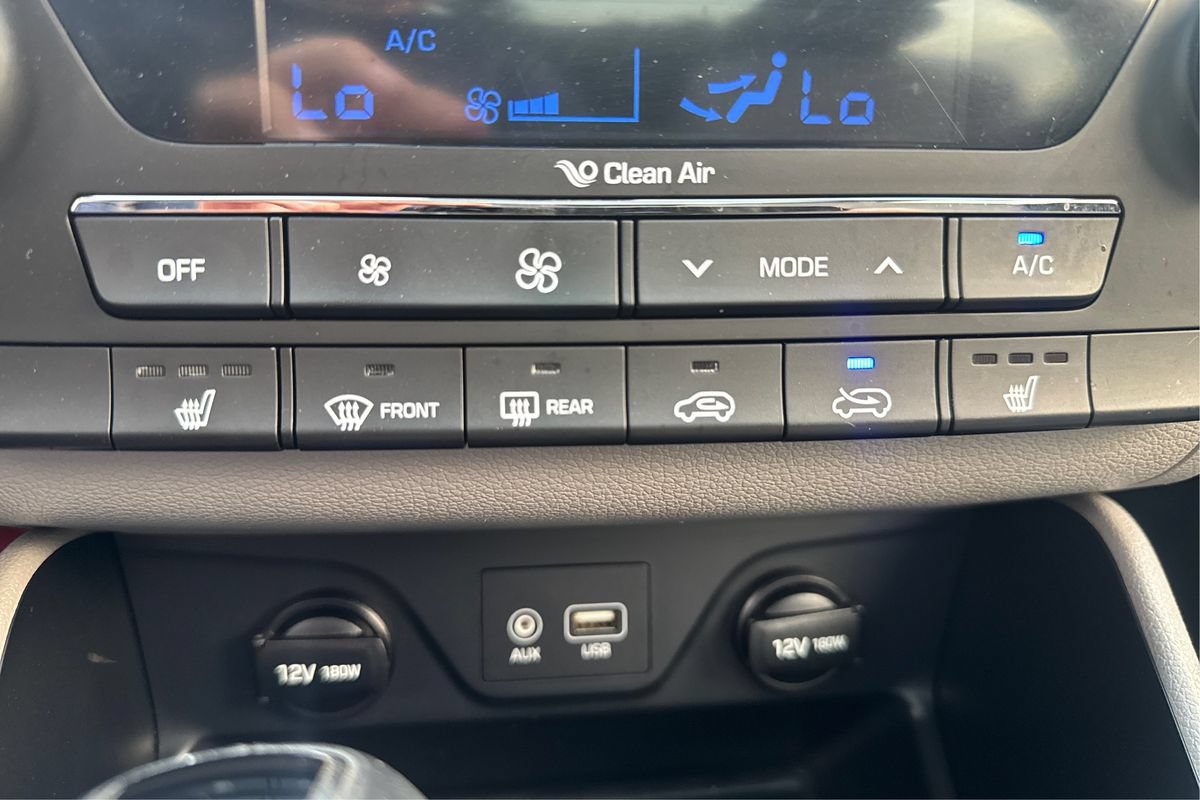 Used 2018 Hyundai Tucson Value w/ Cargo Package AWD/4WD image 32