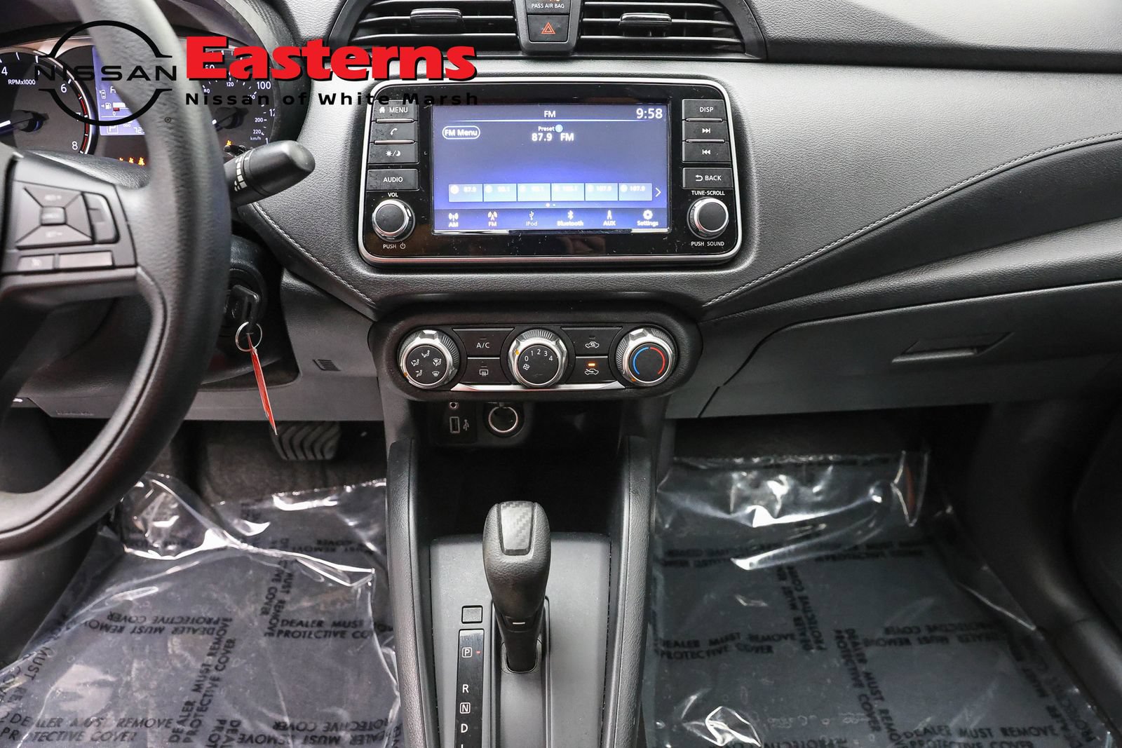 Used 2025 Nissan Versa S FWD image 12