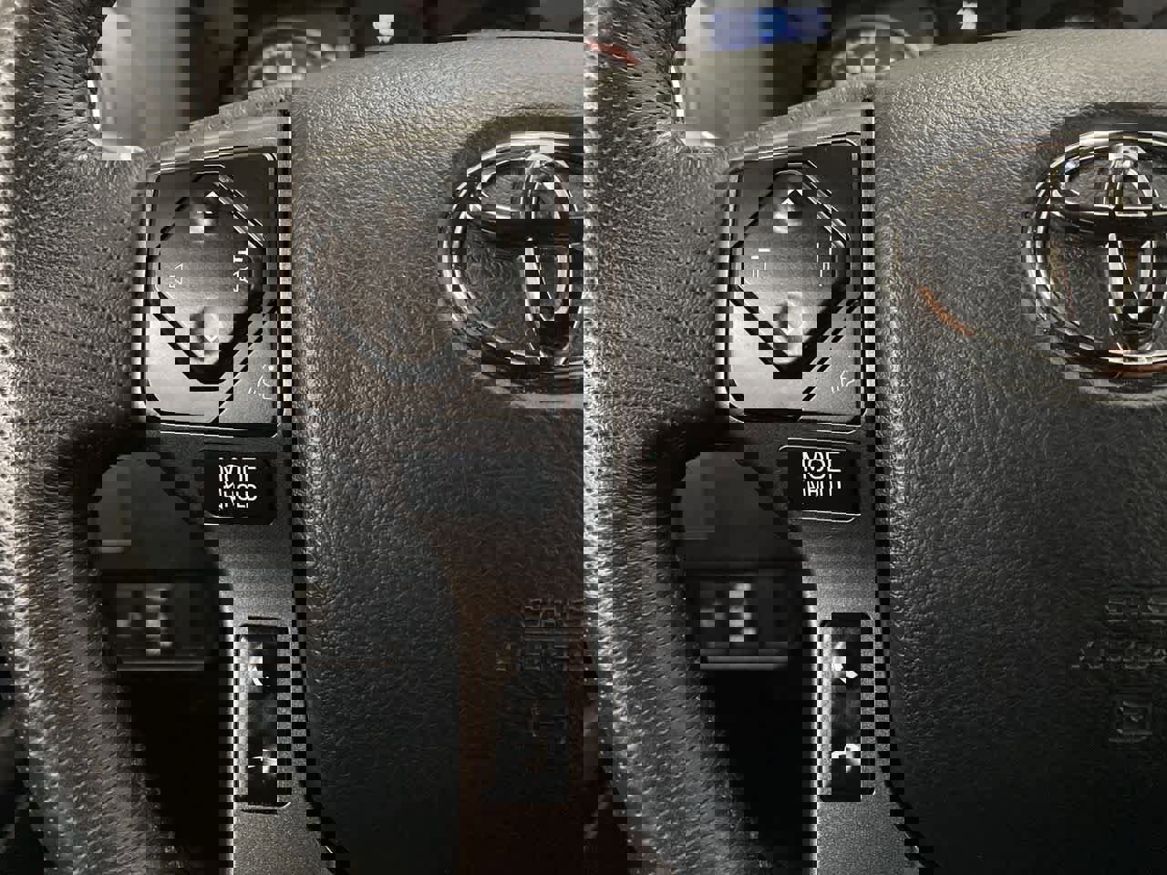 Used 2023 Toyota Tacoma TRD Off-Road image 20