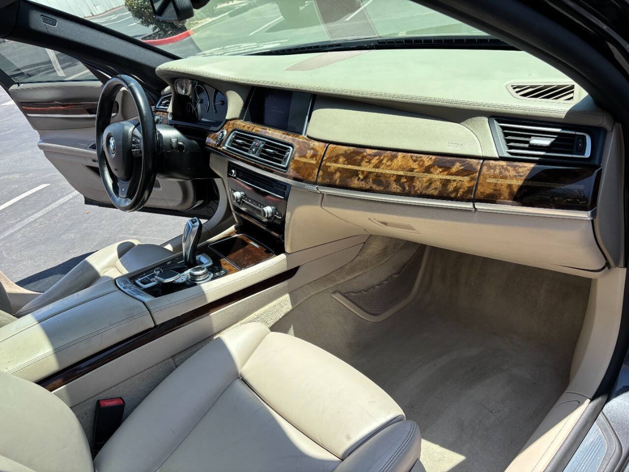 Used 2013 BMW 740Li RWD image 28