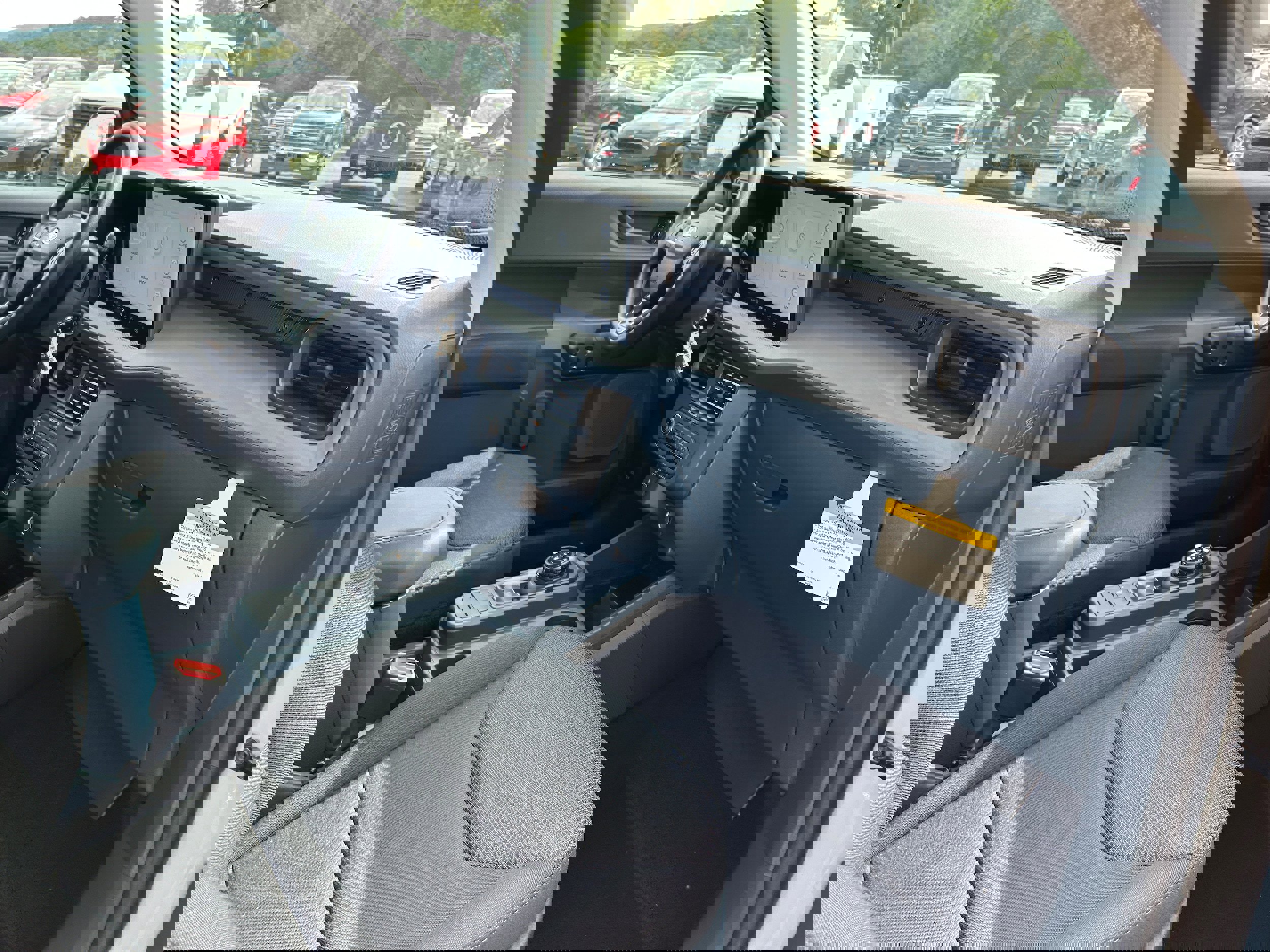 New 2025 Ford Maverick XL image 33