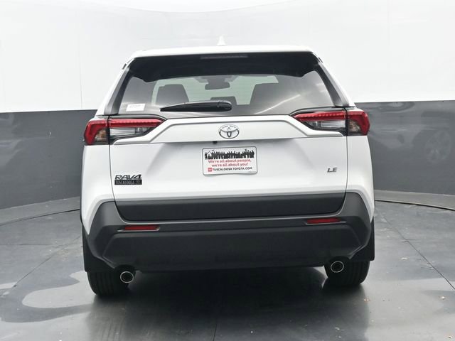 Used 2025 Toyota RAV4 LE image 17