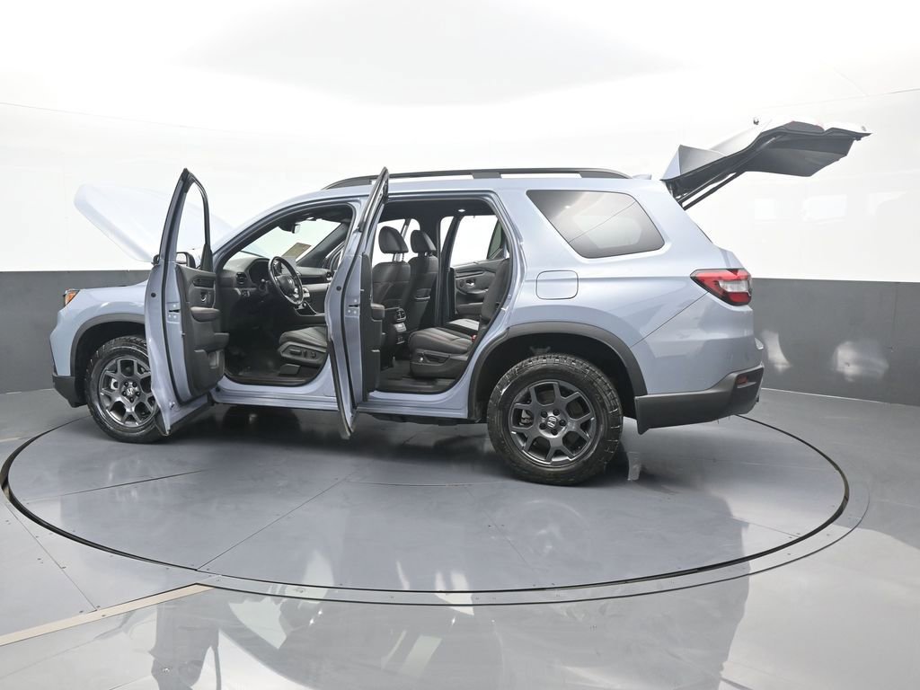 Used 2023 Honda Pilot TrailSport image 82