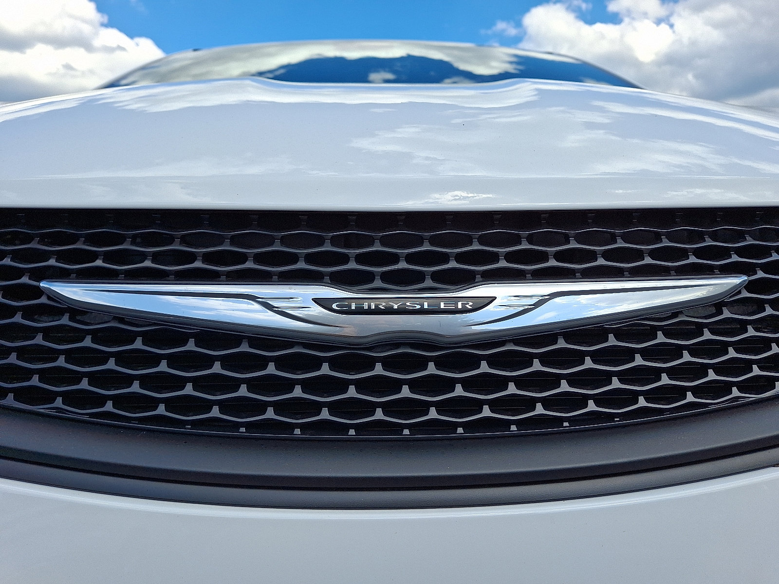 New 2026 Chrysler Voyager LX image 19