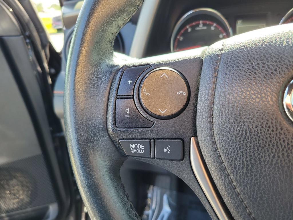 Used 2017 Toyota RAV4 SE FWD image 21