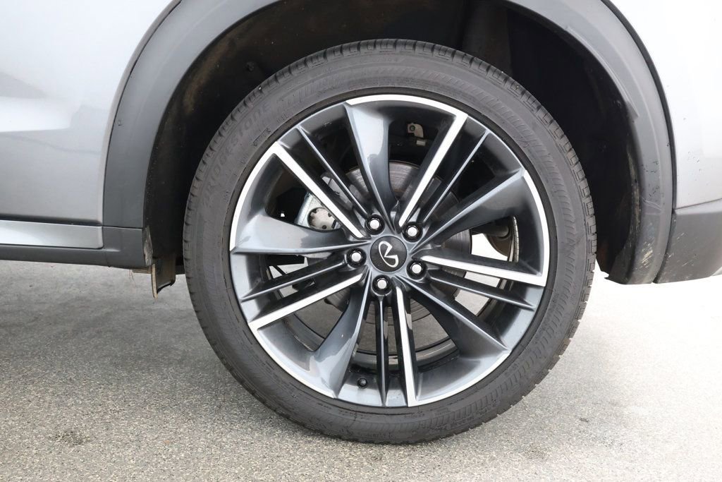 Used 2025 INFINITI QX55 Sensory w/ Lighting Package image 9
