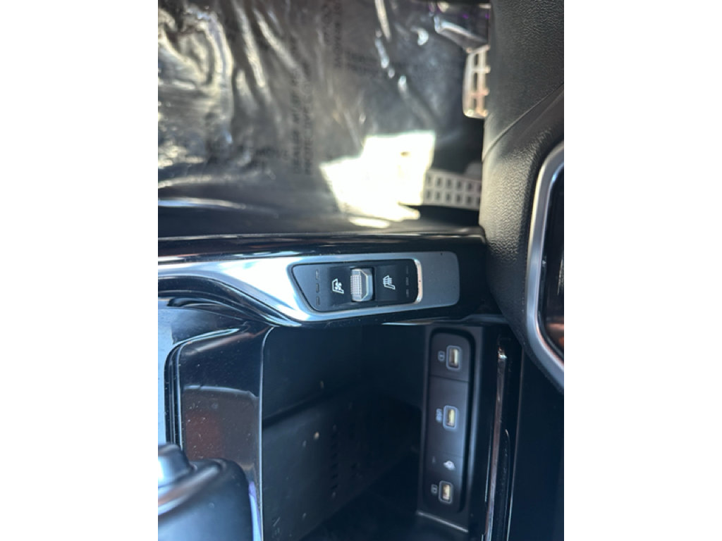 Used 2021 Kia Sorento SX Prestige image 19