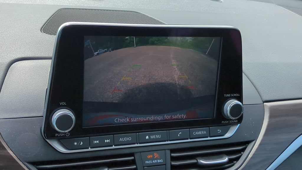 Used 2024 Nissan Altima 2.5 SV FWD image 23