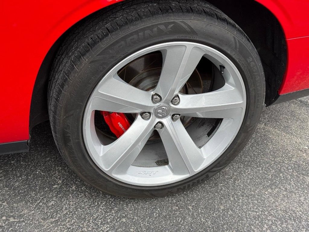 Used 2009 Dodge Challenger SRT8 RWD image 13