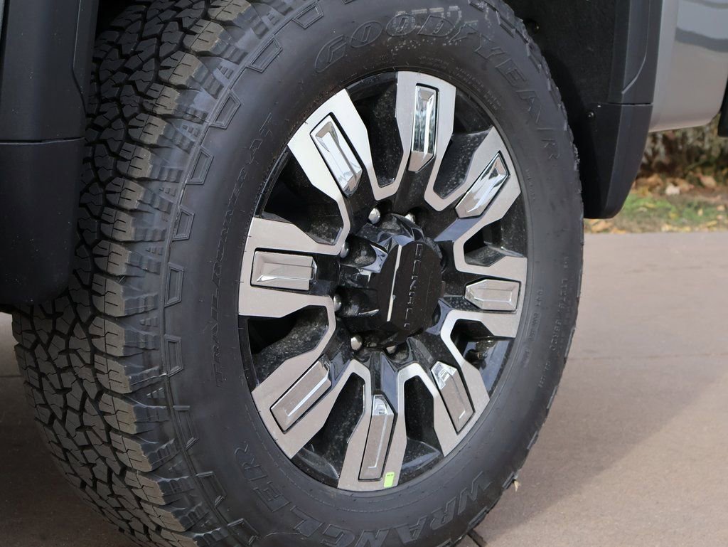 New 2026 GMC Sierra 3500 Denali w/ Denali Reserve Package image 48