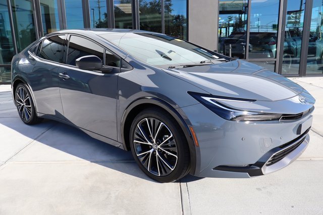 Used 2024 Toyota Prius LE