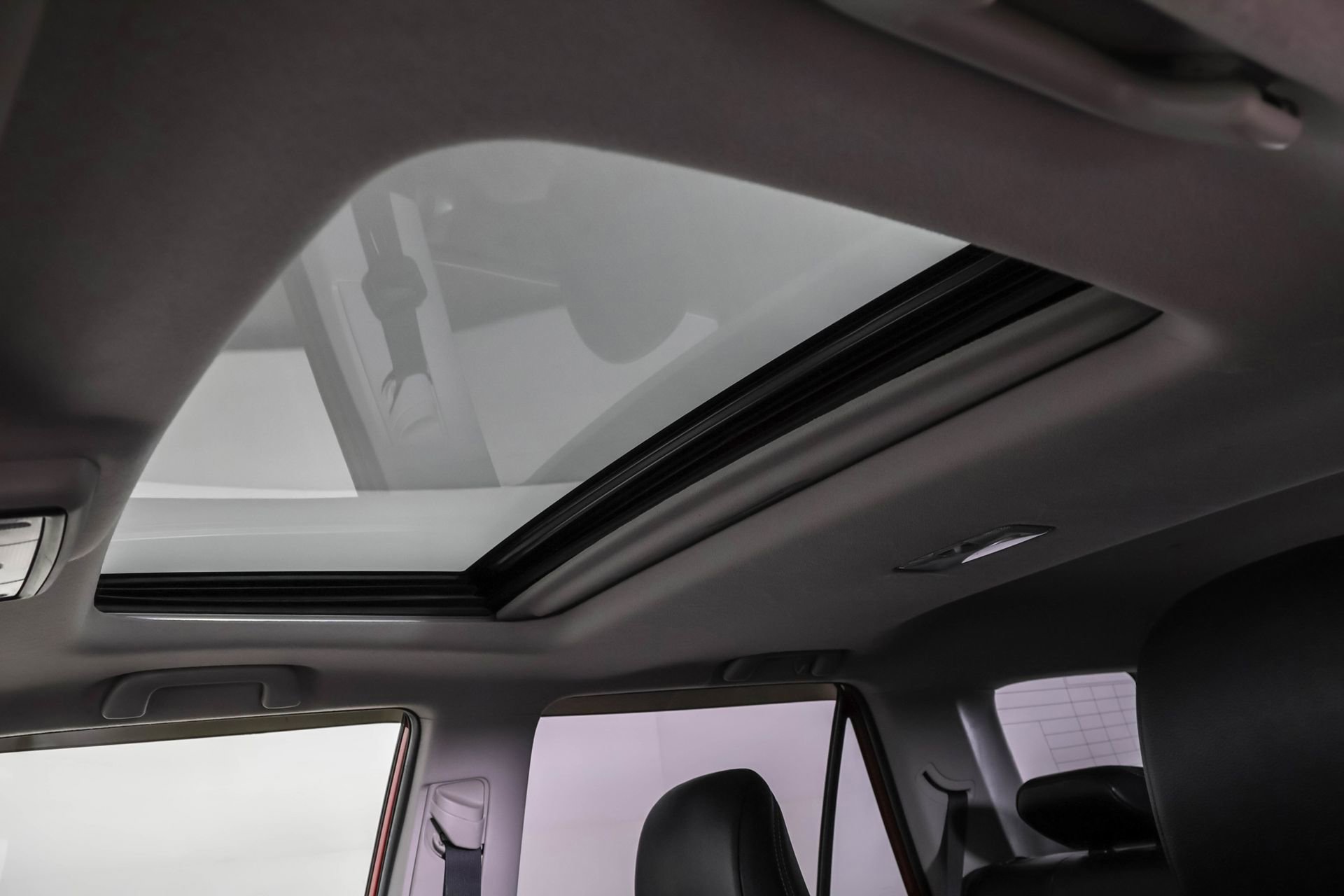 Used 2018 Toyota 4Runner Limited image 31