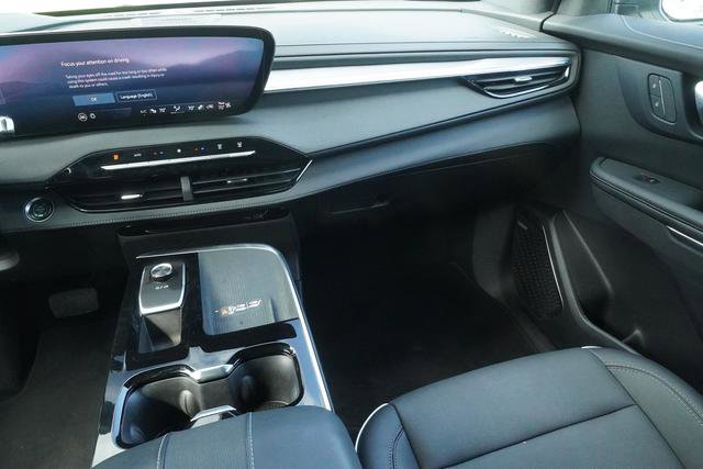 Used 2025 Buick Enclave Preferred image 15