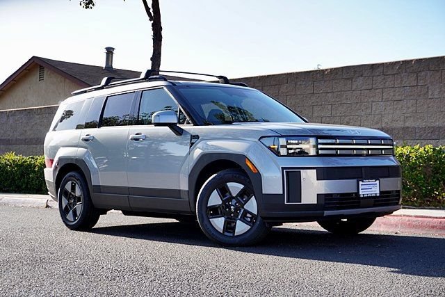 New 2026 Hyundai Santa Fe SEL FWD image 2