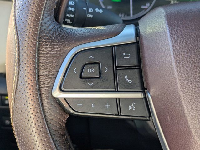 Used 2021 Toyota Sienna Platinum image 18