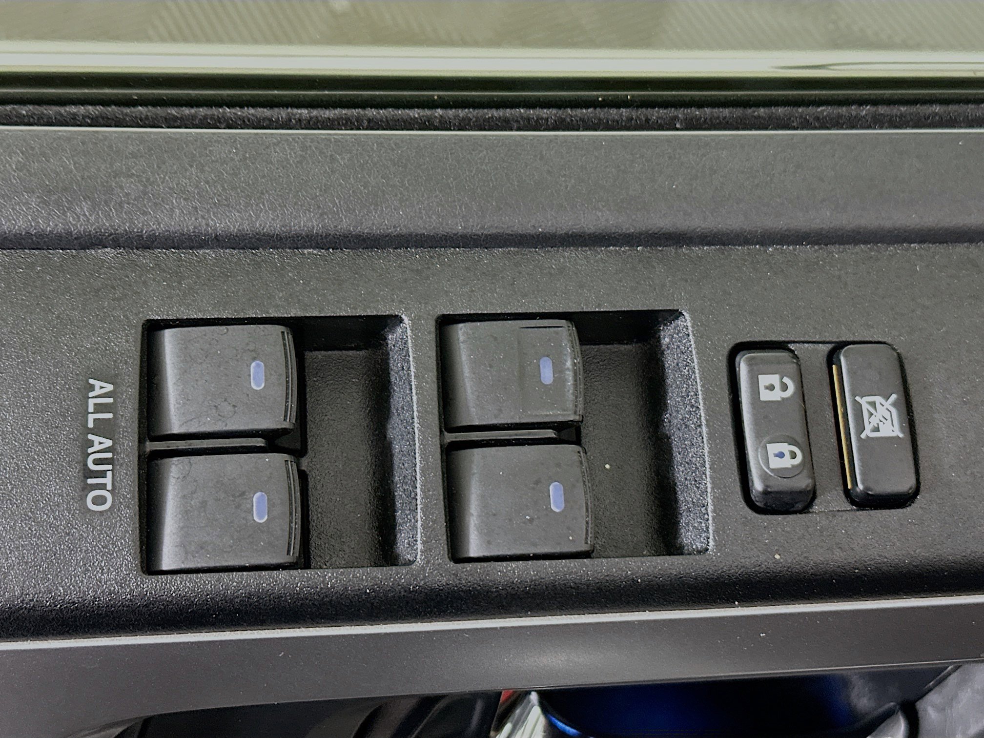 Used 2023 Toyota 4Runner Limited image 14