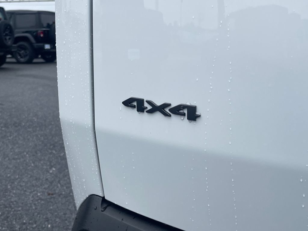 New 2026 Jeep Cherokee Laredo AWD/4WD image 16