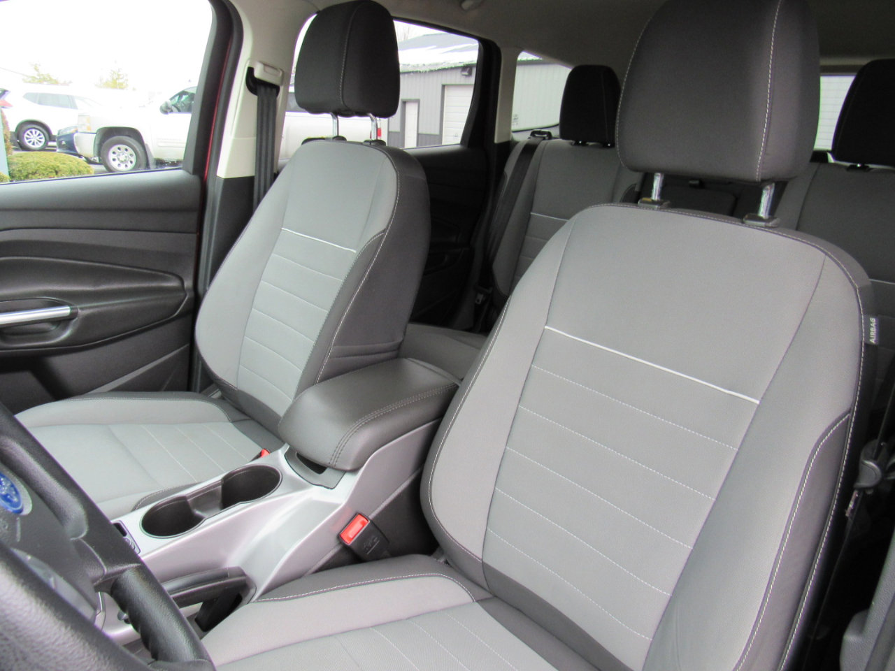 Used 2015 Ford Escape SE image 21