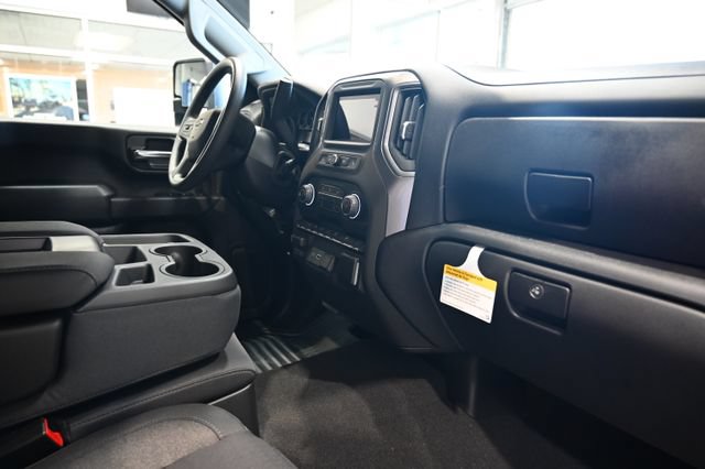New 2026 Chevrolet Silverado 2500 Custom w/ Custom Value Package AWD/4WD image 14