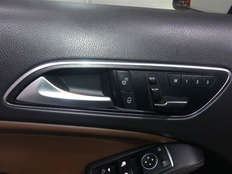 Used 2015 Mercedes-Benz GLA 45 AMG 4MATIC image 19