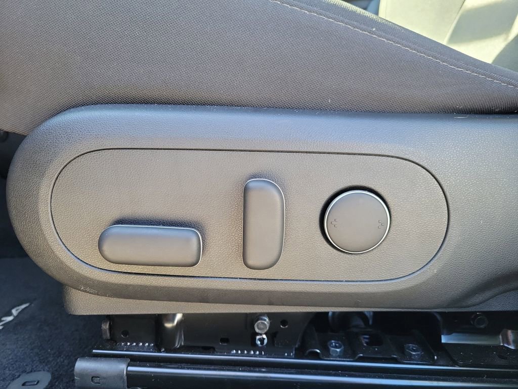 Used 2025 Hyundai Kona SEL image 20