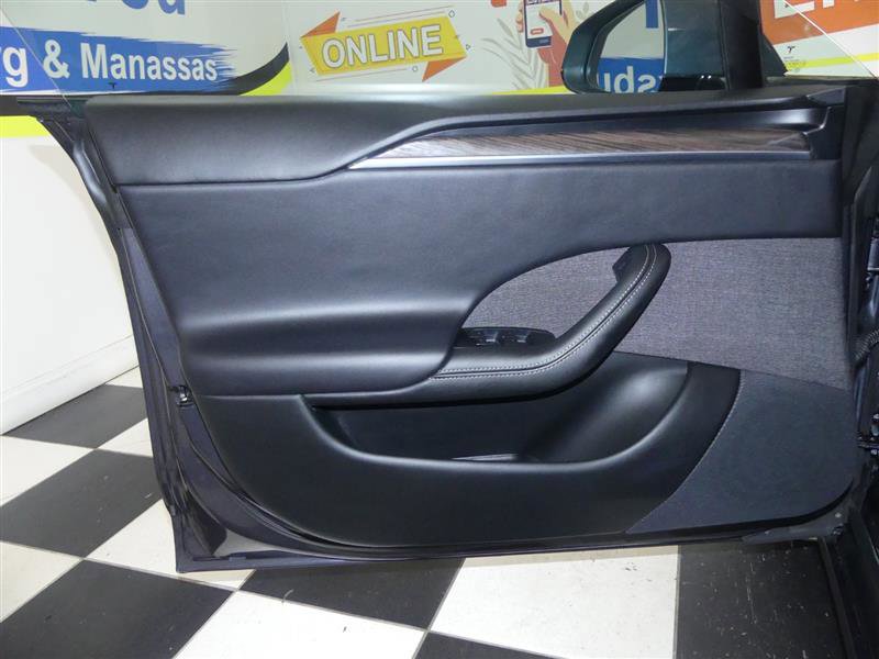 Used 2023 Tesla Model S image 22