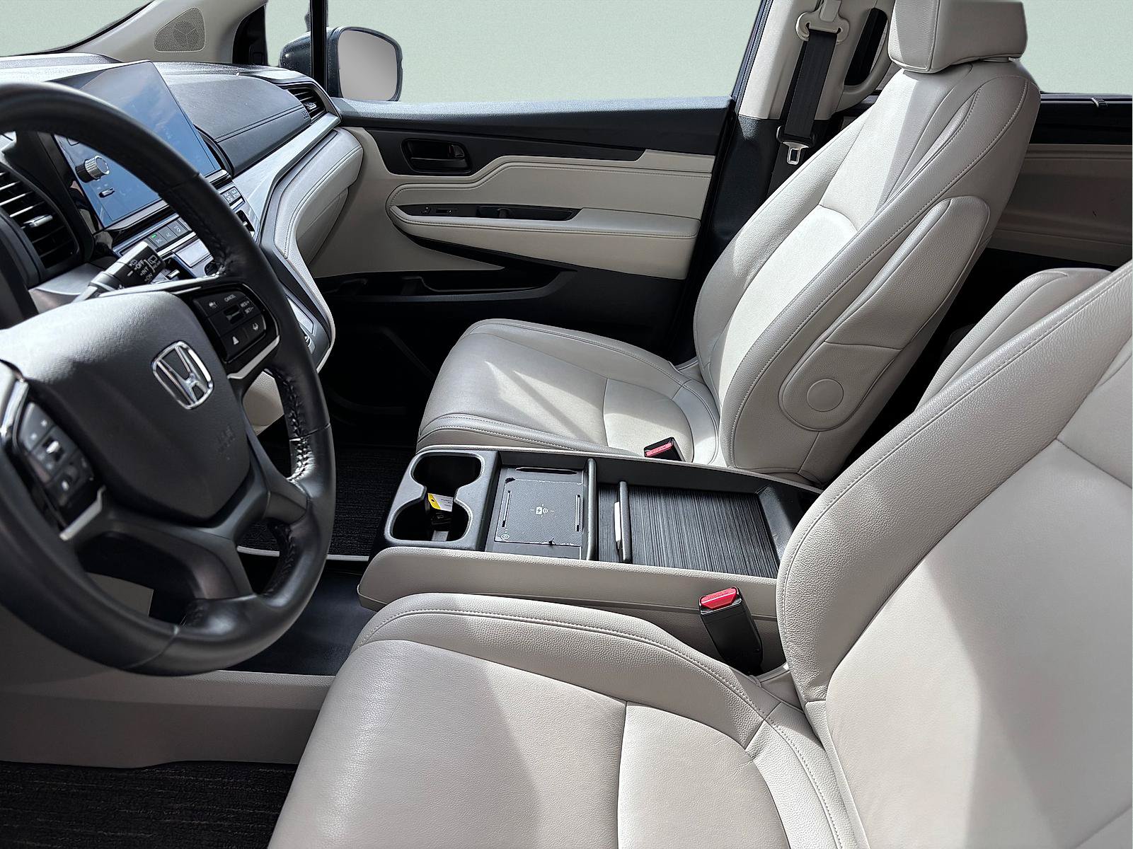 Certified 2025 Honda Odyssey EX-L image 16