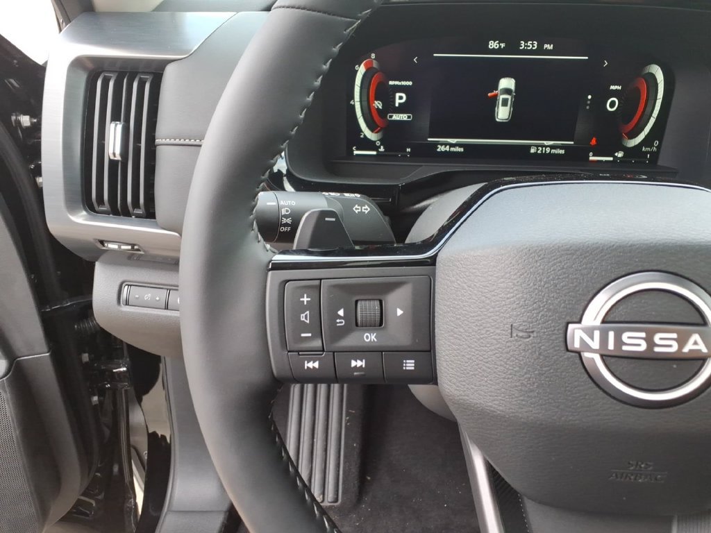 New 2026 Nissan Pathfinder SL w/ SL Premium Package AWD/4WD image 25