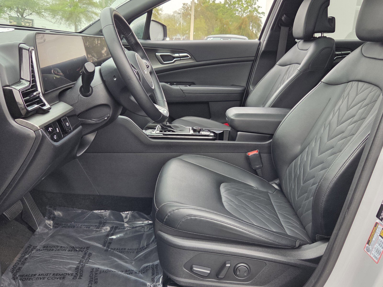 Used 2025 Kia Sportage X-Line w/ Premium Package image 10