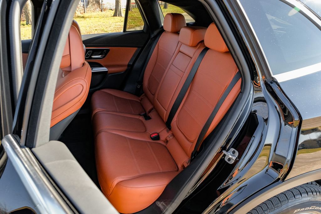 Used 2023 Mercedes-Benz GLC 300 GLC 300 image 42