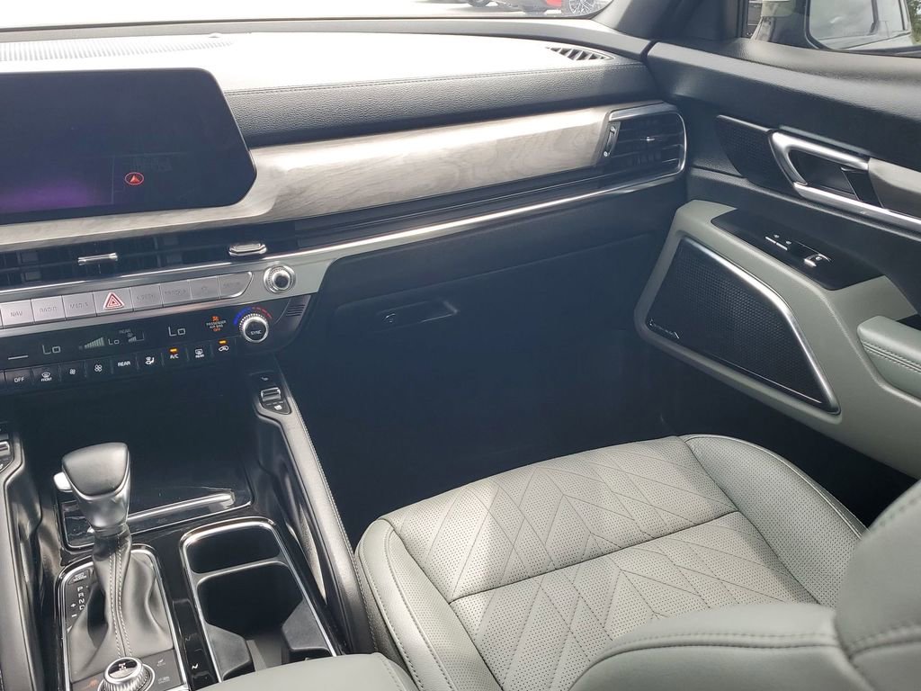 Used 2024 Kia Telluride SX X-Line image 11