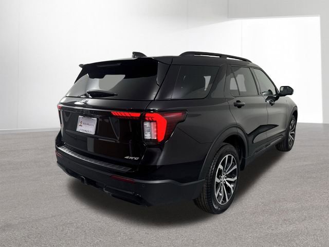 Used 2025 Ford Explorer ST-Line image 34