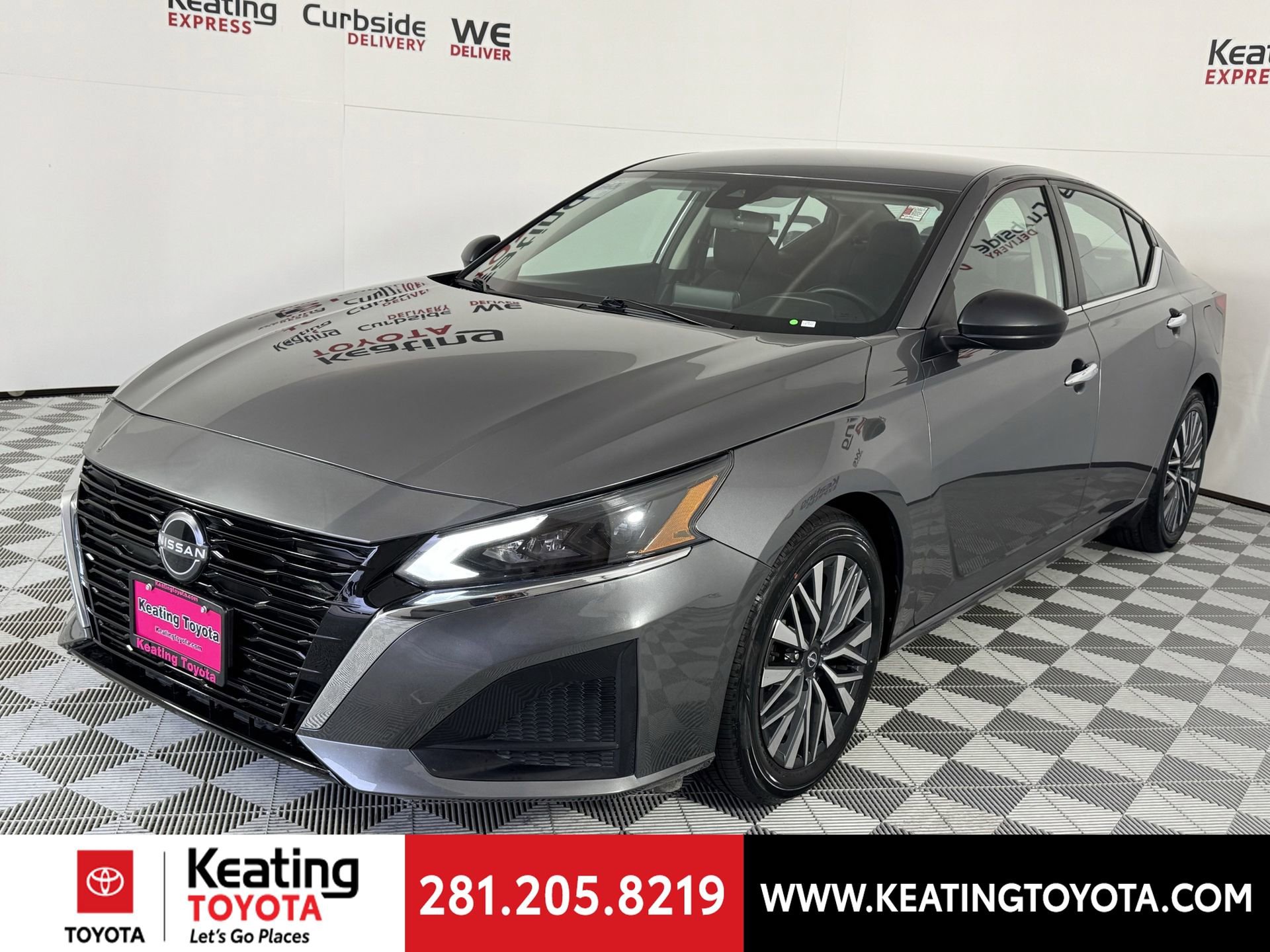 Used 2024 Nissan Altima 2.5 SV image 9