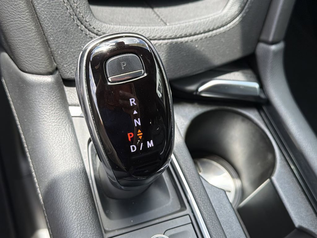 Certified 2022 Cadillac XT5 Luxury FWD image 25
