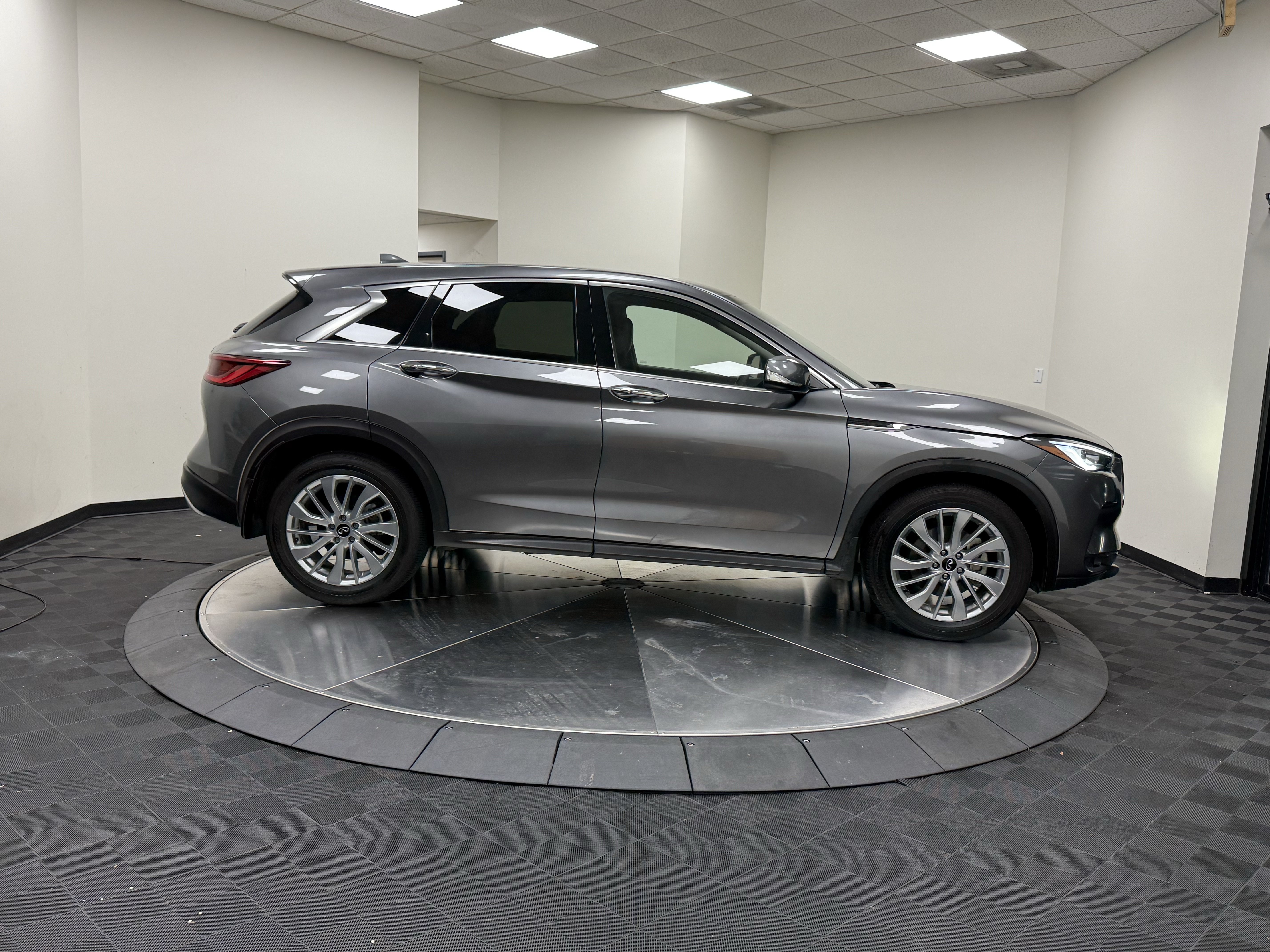 Certified 2023 INFINITI QX50 Pure FWD image 8