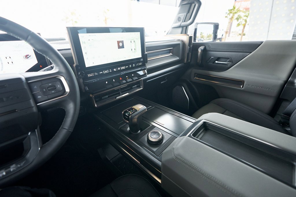 Used 2025 GMC Hummer EV 3X image 46