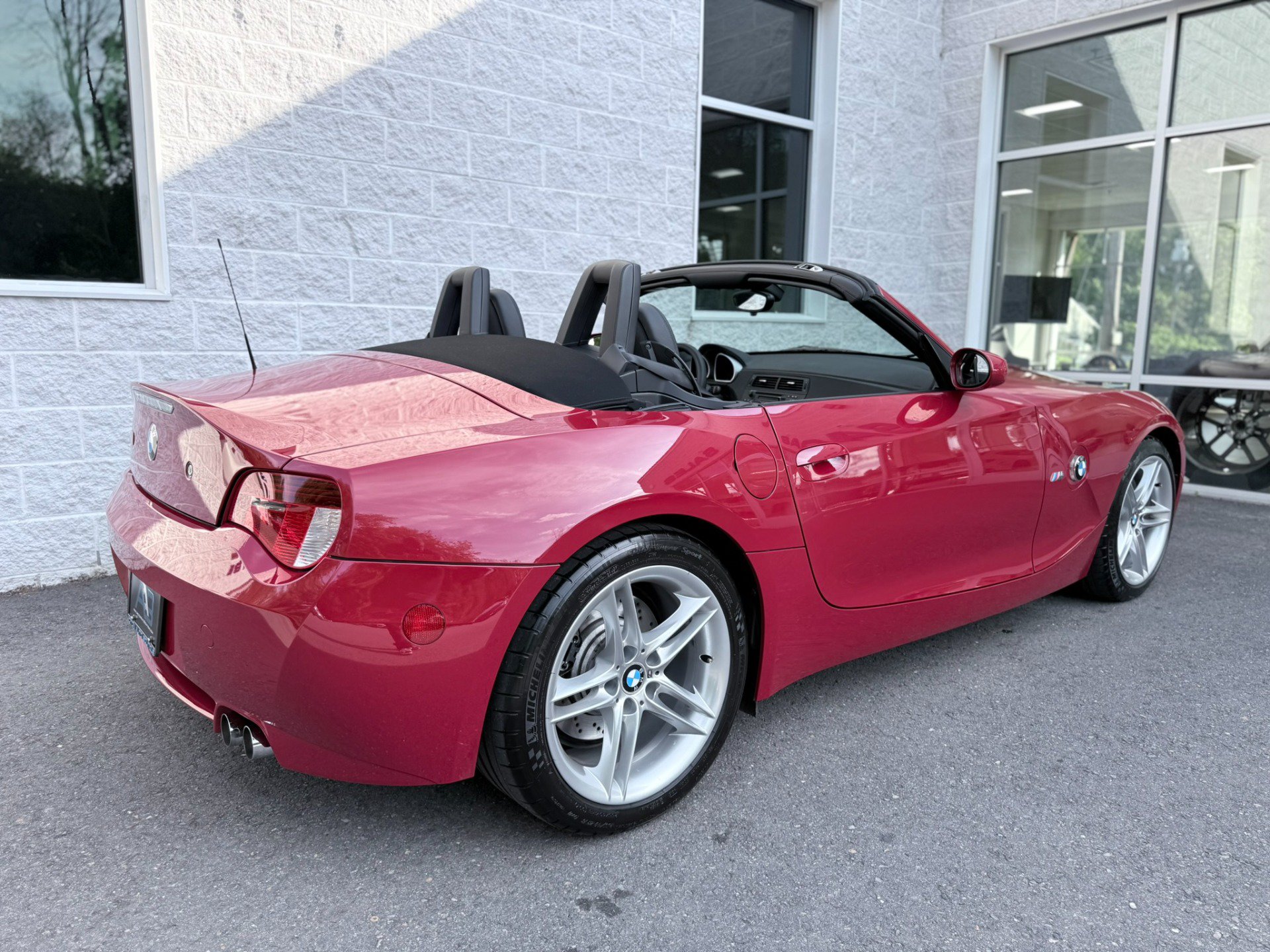 Used 2006 BMW M Roadster RWD image 31
