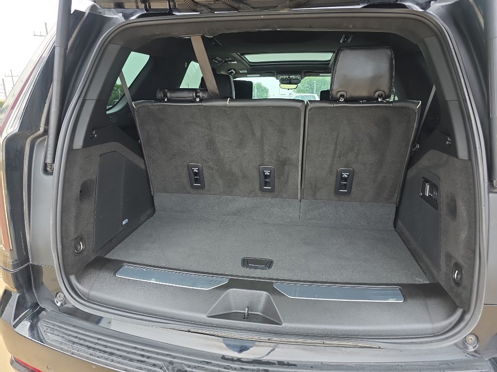 Used 2025 Cadillac Escalade V w/ LPO, Floor Liner Package AWD/4WD image 21