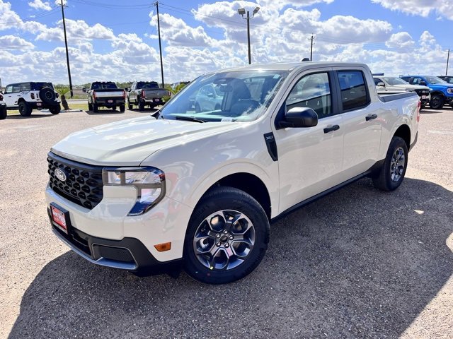 New 2025 Ford Maverick XLT image 3