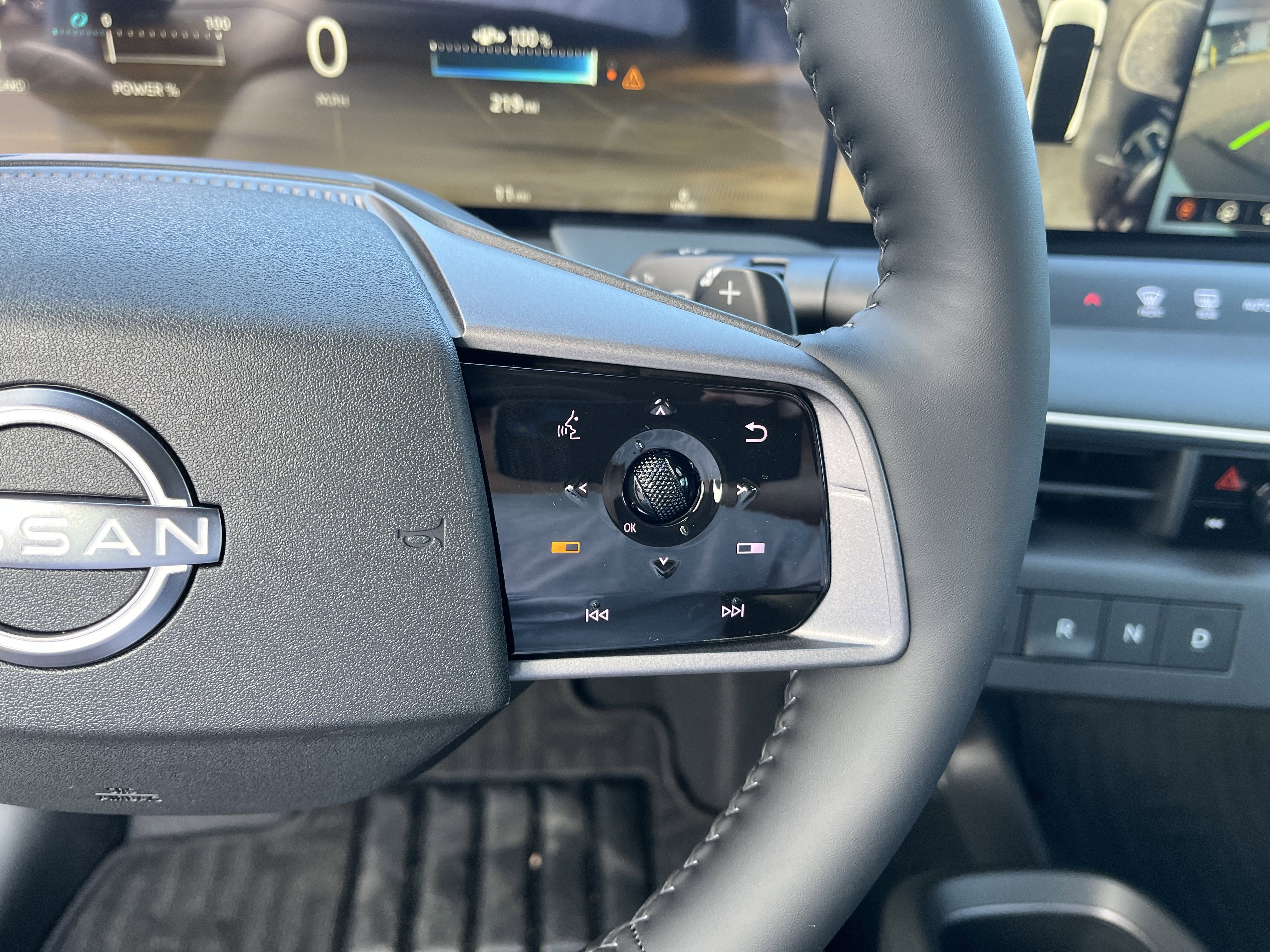 New 2026 Nissan Leaf SV+ w/ Floor Mat Package (SV+) image 15