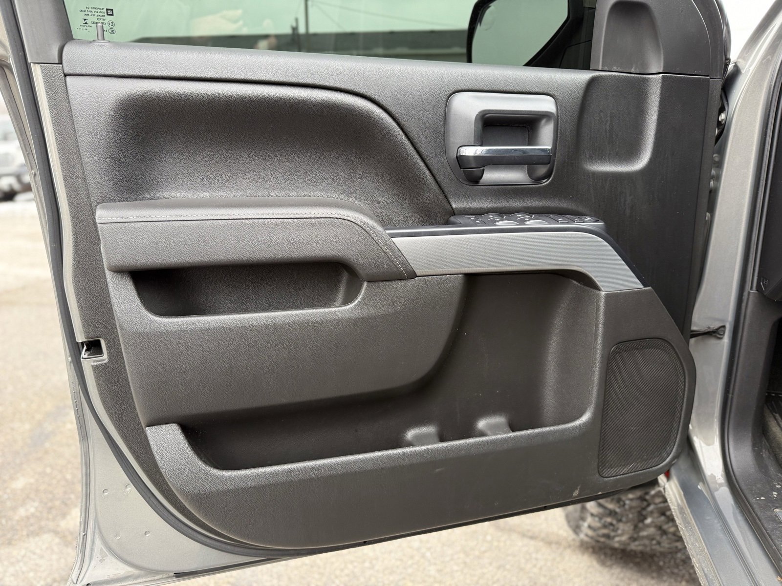 Used 2017 Chevrolet Silverado 1500 LT w/ All Star Edition image 11