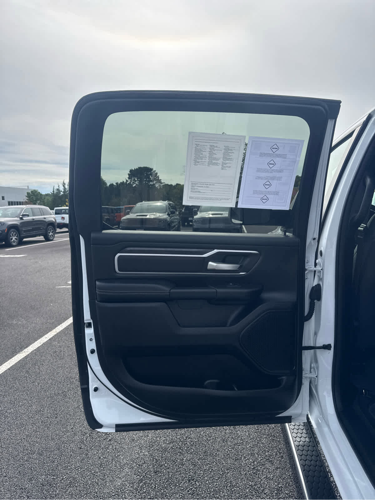 Certified 2023 RAM 1500 Big Horn w/ Trailer Tow Group image 18