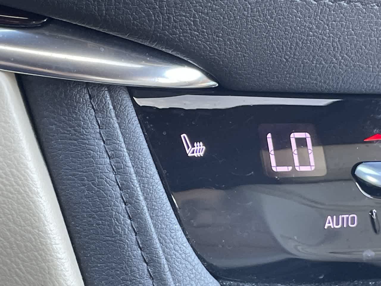 Used 2018 Cadillac XT5 Luxury AWD/4WD image 22