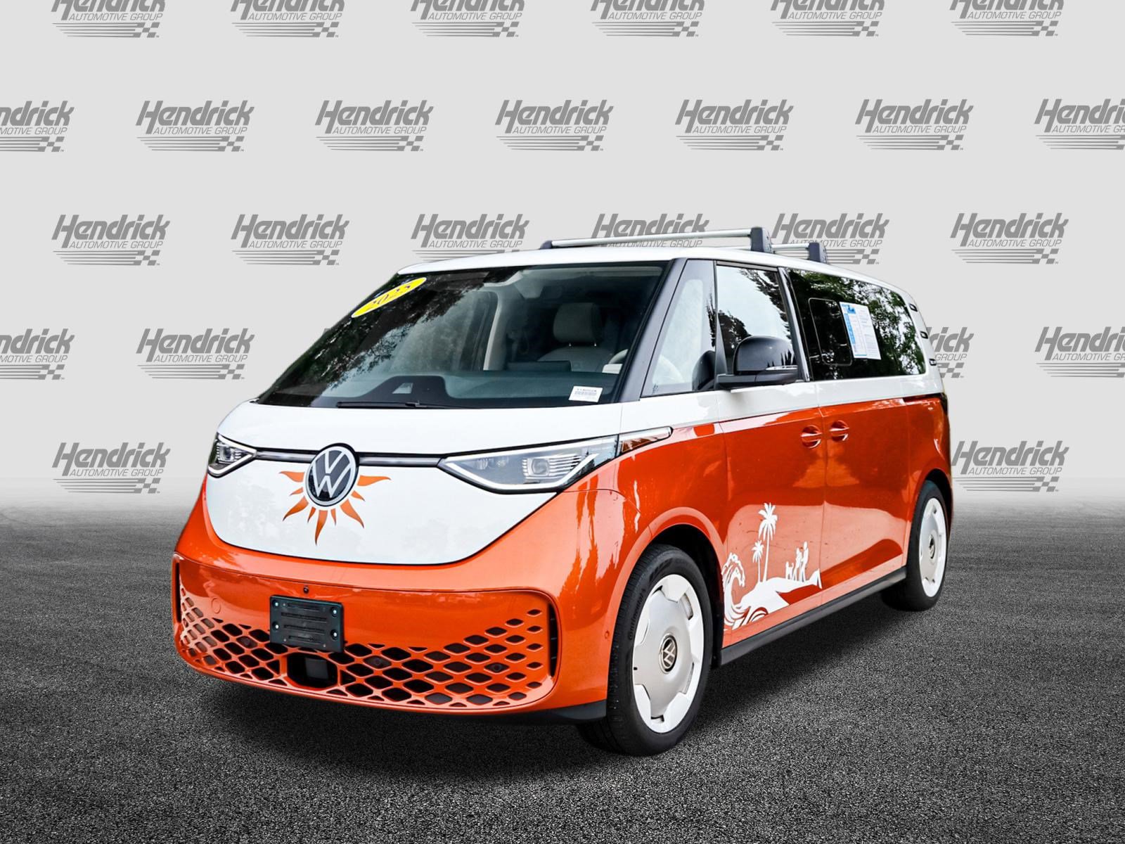 Used 2025 Volkswagen ID. Buzz 1st Edition RWD image 5