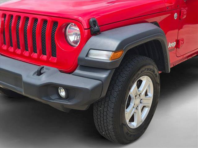 Used 2018 Jeep Wrangler Sport AWD/4WD image 8